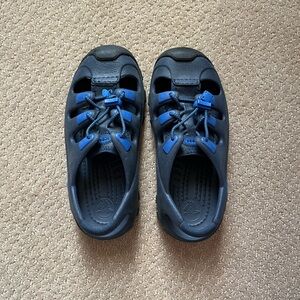 Black/Blue Crocs